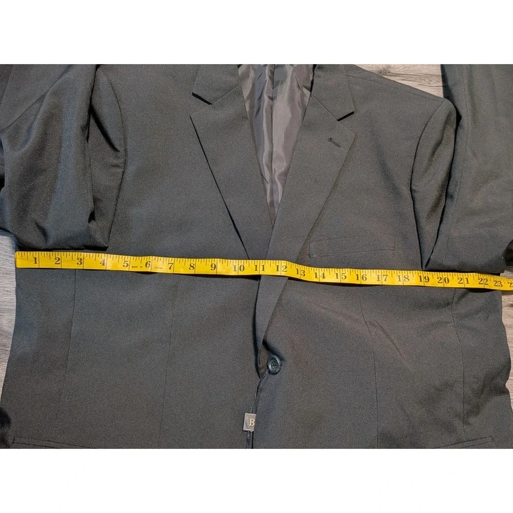 NWT Braveman Men's Dark Gray Classic Fit Double Vent Sports Coat Size 46R‎